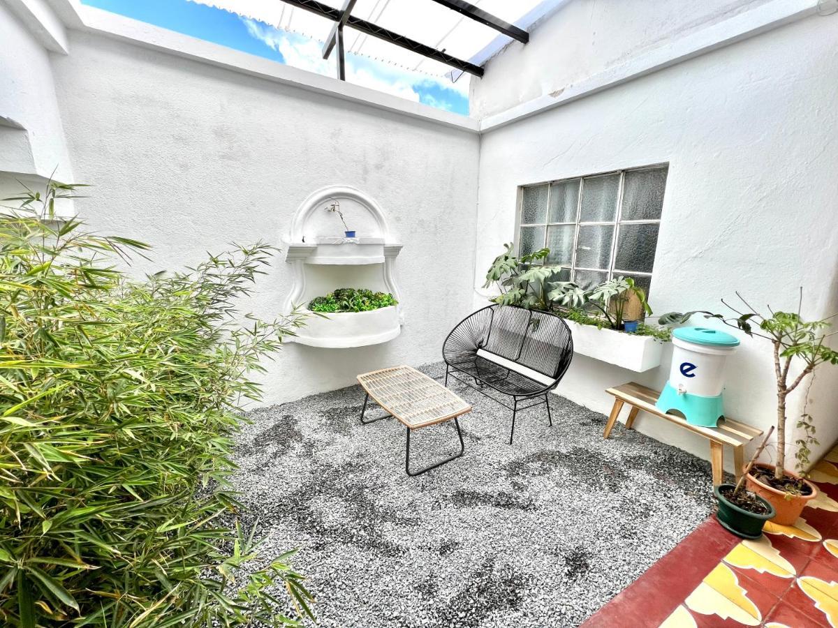 Makachi Hotel グアテマラシティ エクステリア 写真